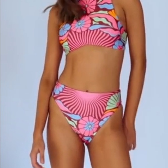 Reversible Halter Gaby High Neck Bikini Top Floral Stripe NEW Boho Y2K NWT Maaji - Picture 5 of 8